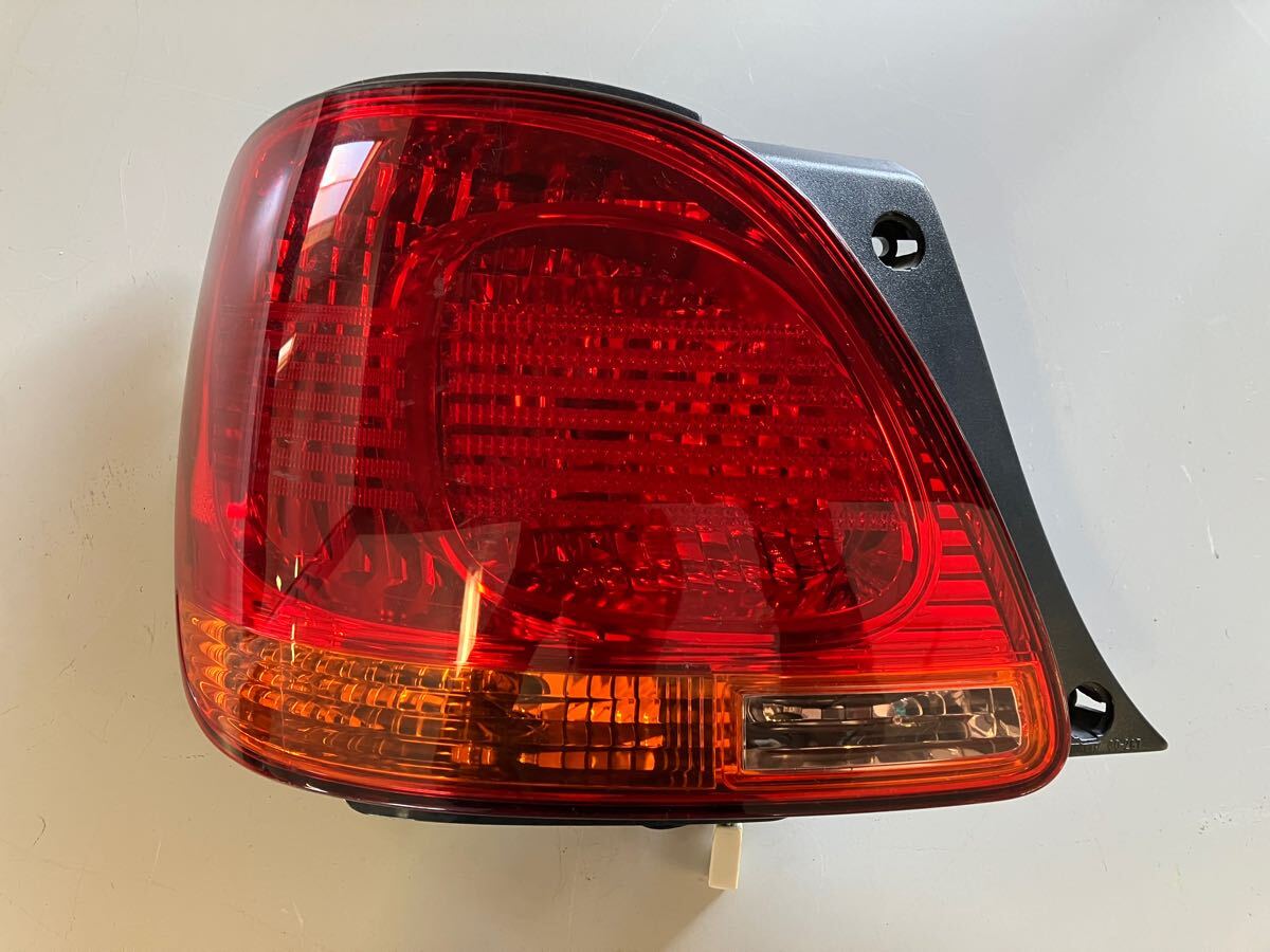 トヨタ アリスト テールランプ koito 30-287 JZS160⁄161 後期 左側