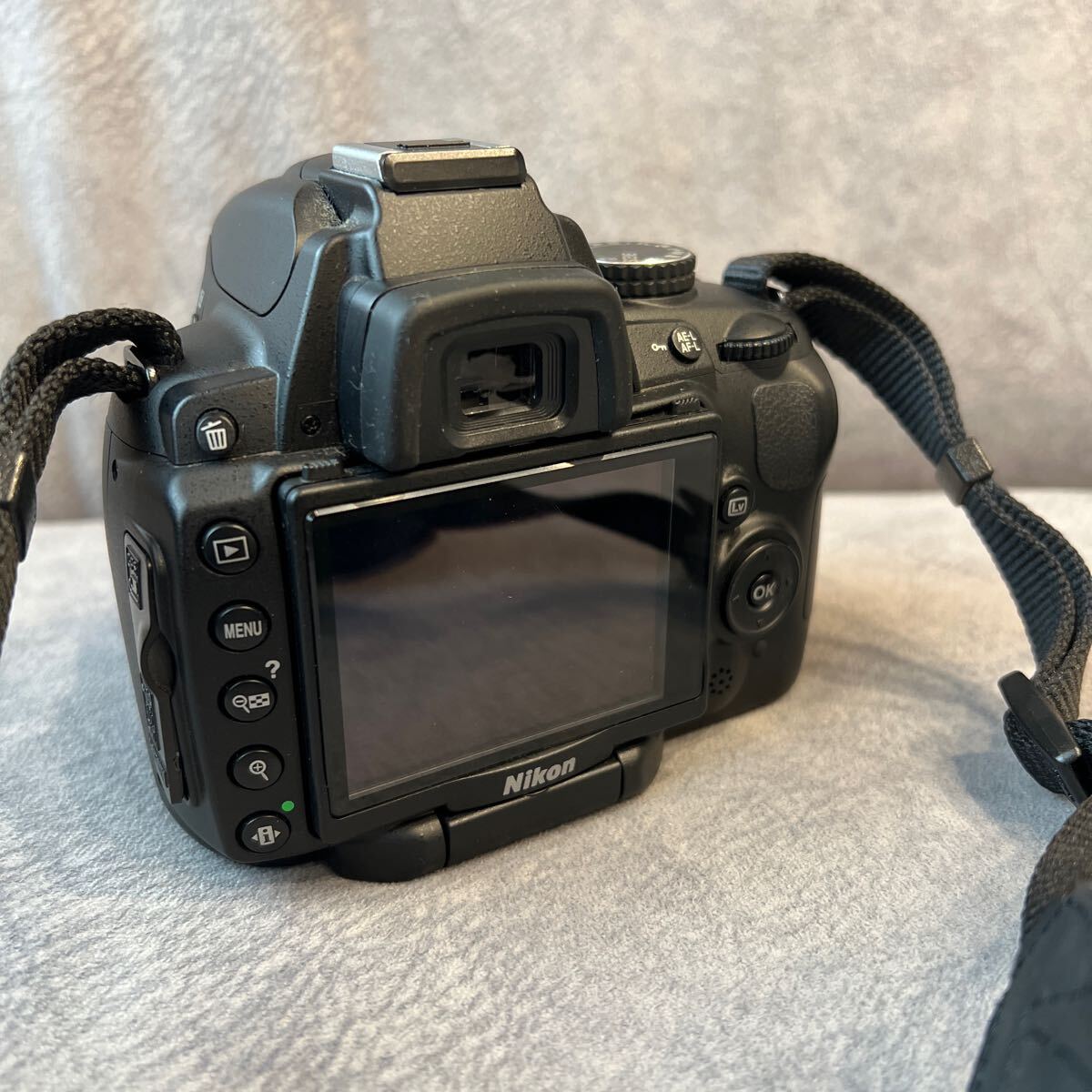 Nikon ニコン D5000 ダブルズームキット DX VR AF-S NIKKOR 18-55mm f3.5-5.6G DX VR AF-S NIKKOR 55-200mm f4-5.6G ED_3