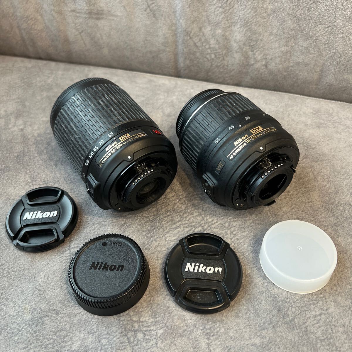 Nikon ニコン D5000 ダブルズームキット DX VR AF-S NIKKOR 18-55mm f3.5-5.6G DX VR AF-S NIKKOR 55-200mm f4-5.6G ED_8