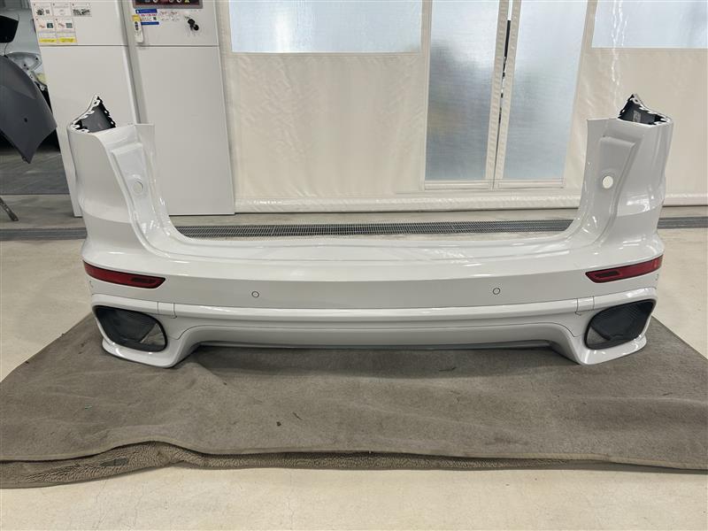 ポルシェ　カイエン　958 後期？　リアバンパー　保SL_1