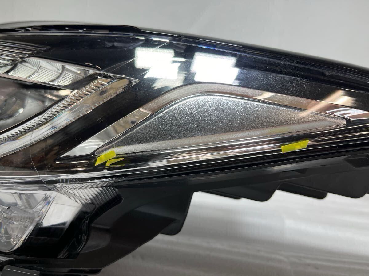 KK-5. ヴェゼル RU3 後期 ヘッドライト 左 左側 LED KOITO 100-62292