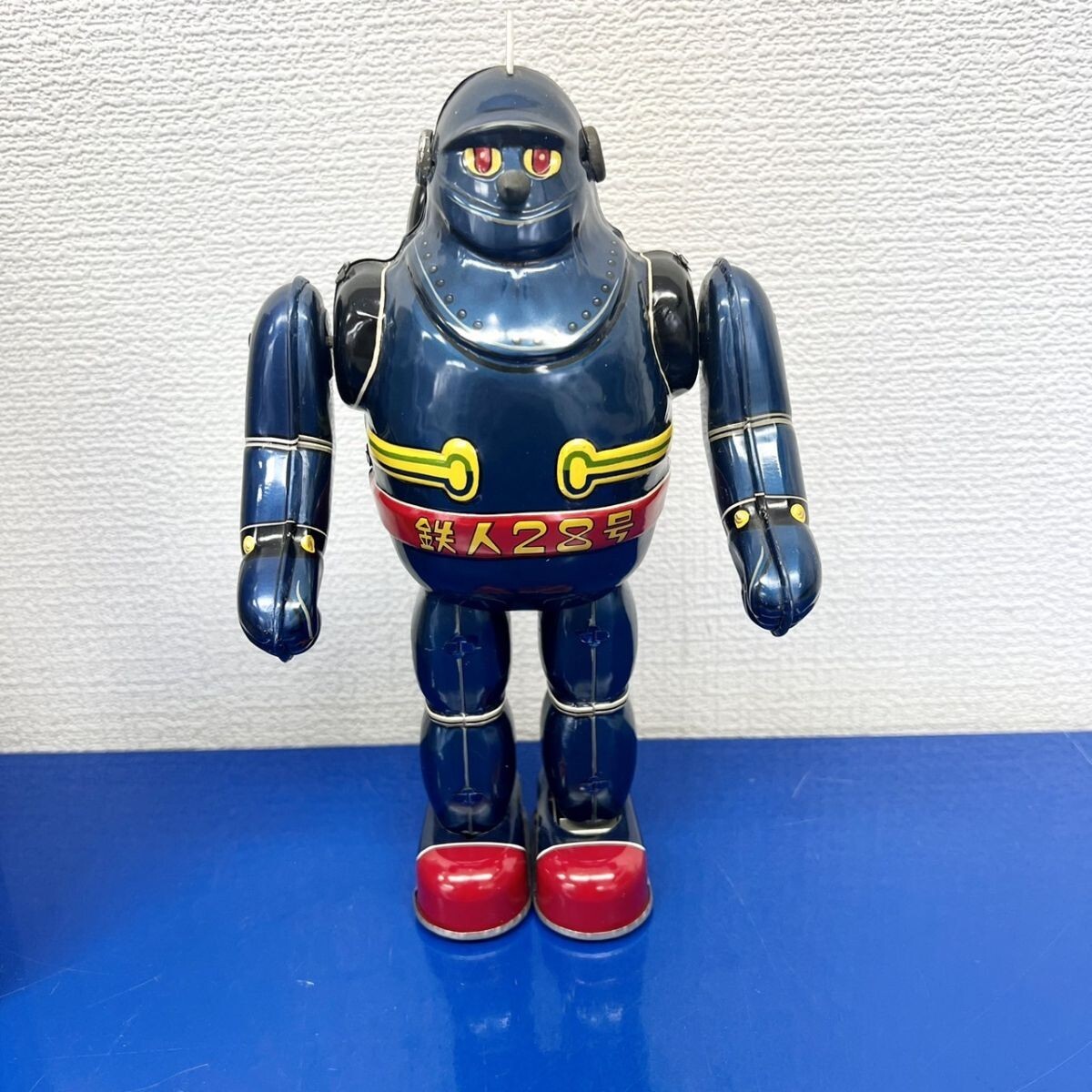 V237-H26-711 光プロダクション 鉄人28号 フィギュア ブリキ ゼンマイ