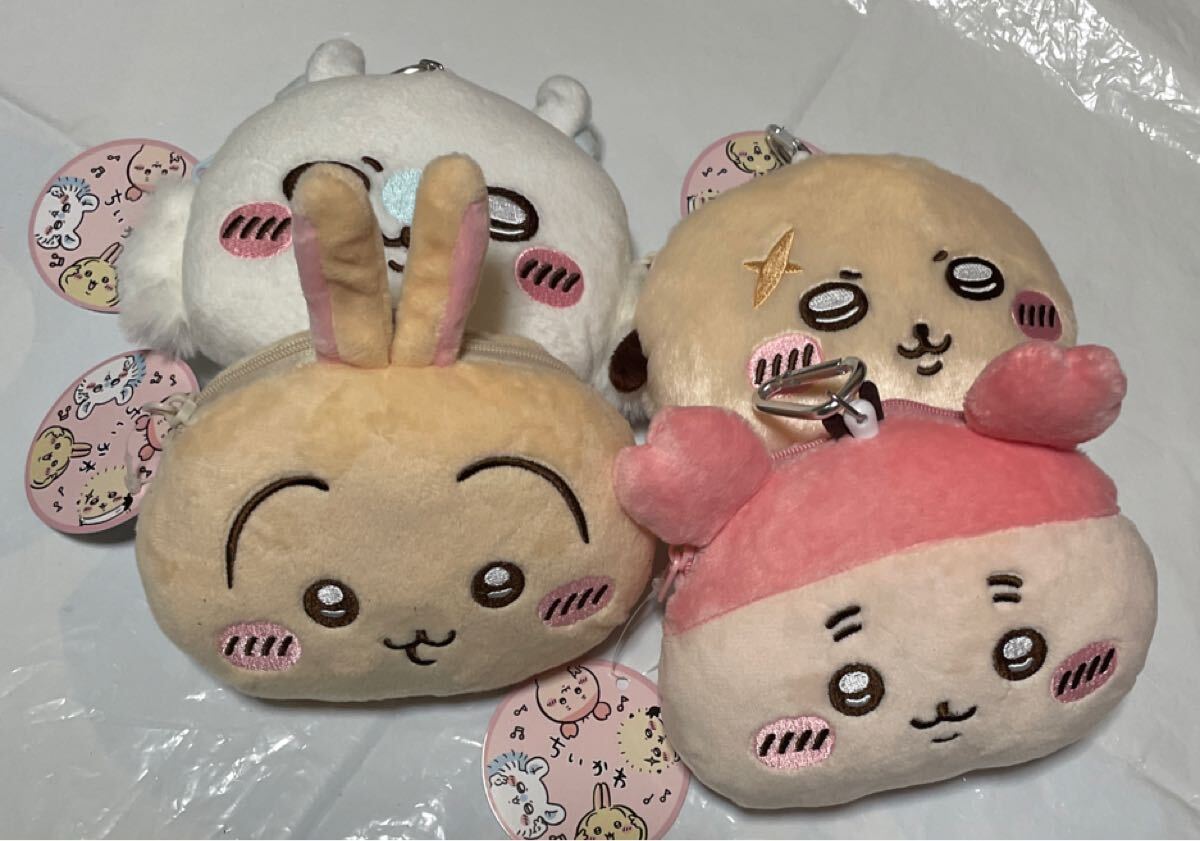 ちいかわ ぬいぐるみパスケースポーチ2 うさぎ モモンガ 古本屋 ラッコ