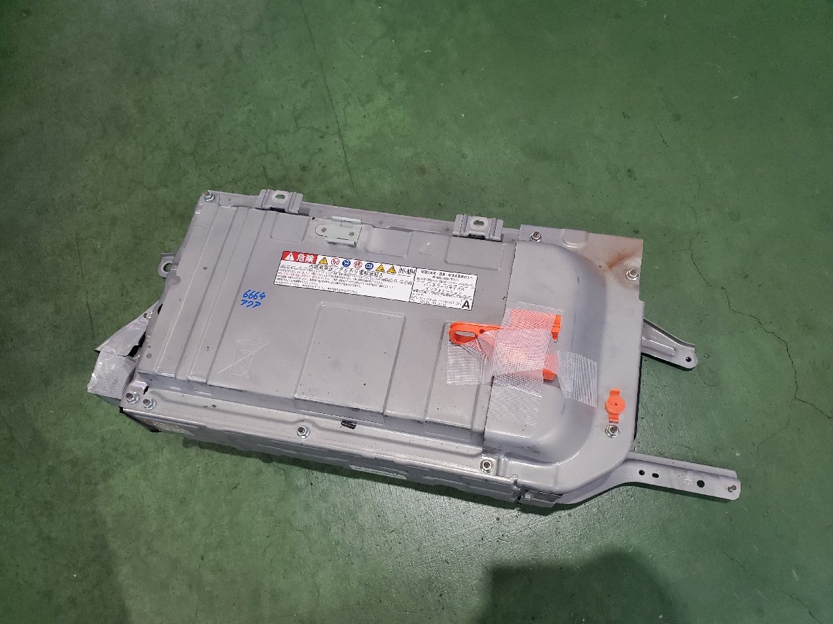 ● ハイブリッドバッテリー G9280-52030 アクア DAA-NHP10