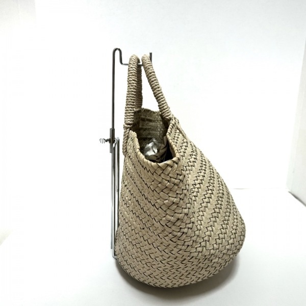 Aeta(アエタ) ショルダーバッグ アイボリー レザー Aeta(アエタ 