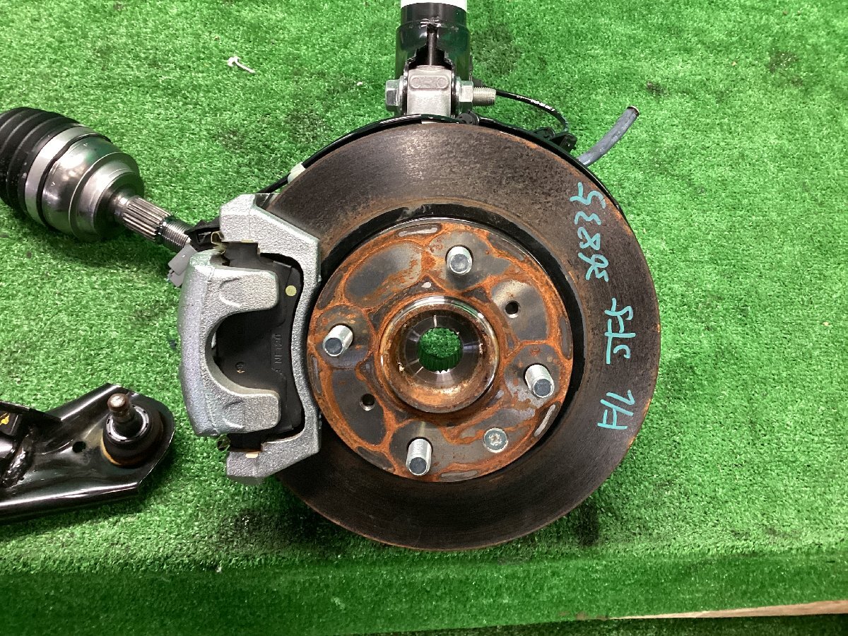 超低走行5km！ N-BOX 6BA-JF5 純正 フロント左ストラット ロアアーム ドライブシャフト ナックル キャリパー F左ストラットASSY 36835 D136 ホンダ N-BOX | 中古車情報・中古 型式：6BA-JF5（ホンダN-BOX）のグレード一覧 グー