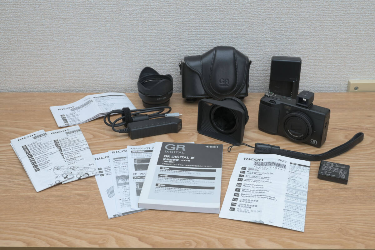 GR RICOH DIGITAL IV 中古(リコー) | ricoh iv gr 0 digital ホワイト 
