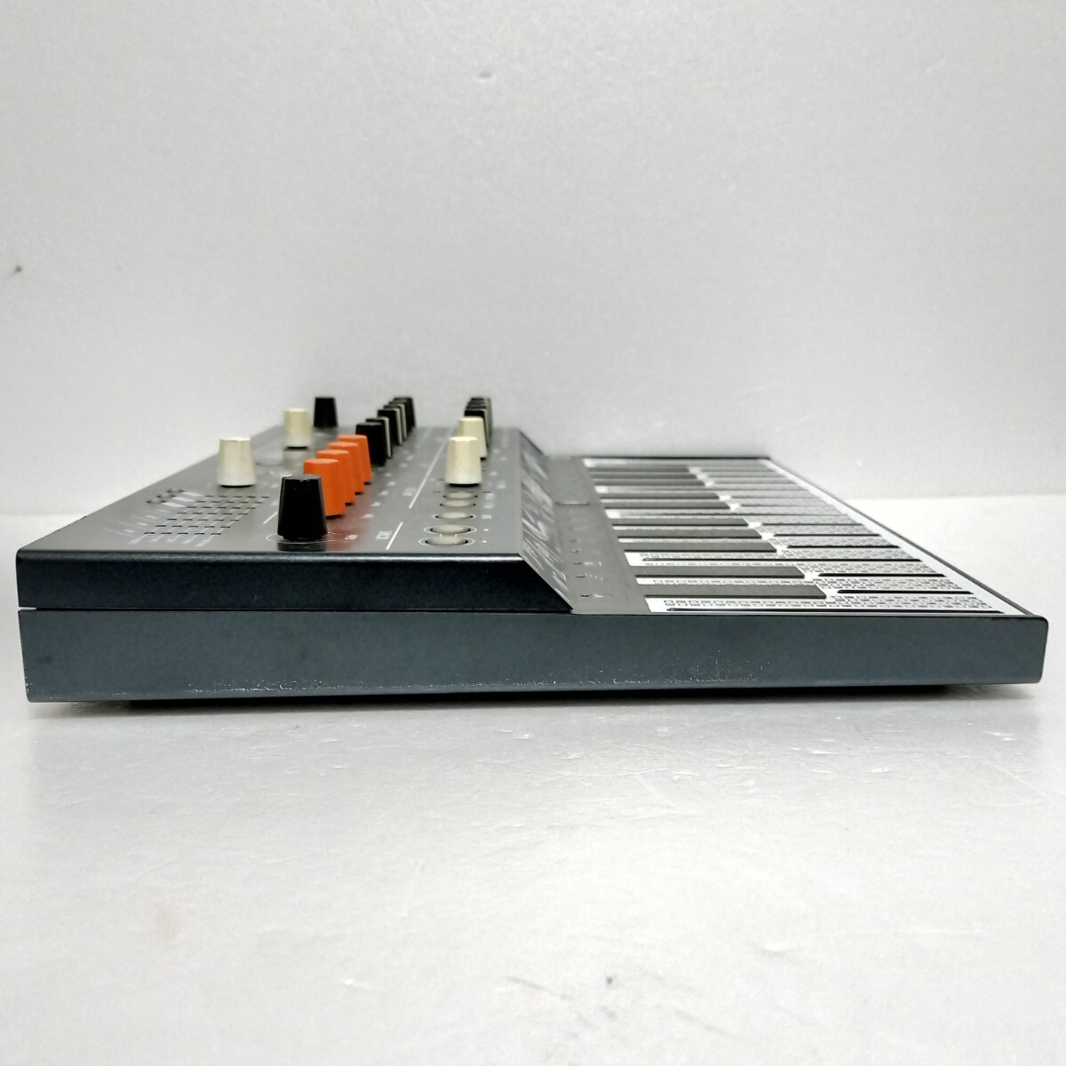 arturia microfreak アートリア ハイブリッドシンセサイザー - Arturia 