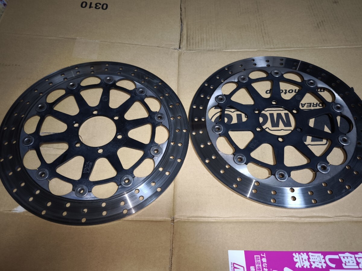 320mm ブレーキディスク 2枚　ブレンボ　ヤマハorドカティに使用可能 DUCATI φ320mm ブレーキディスク ローター ブレンボ製 YAMAHA SR400