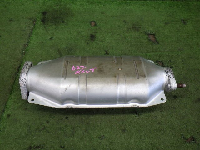 ☆ 三菱 純正 H14年 ディンゴ CQ2A 触媒 4G15 MR450162 実走47，567km