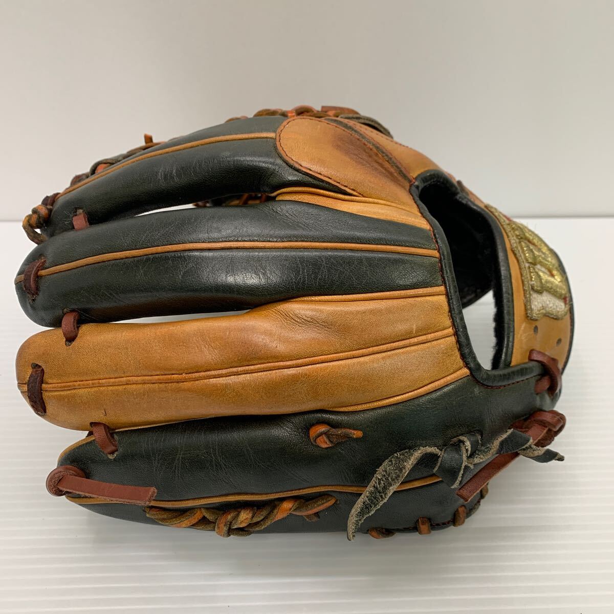 G-3729 ウィルソン Wilson 硬式 内野手用 グローブ グラブ 野球 中古品 