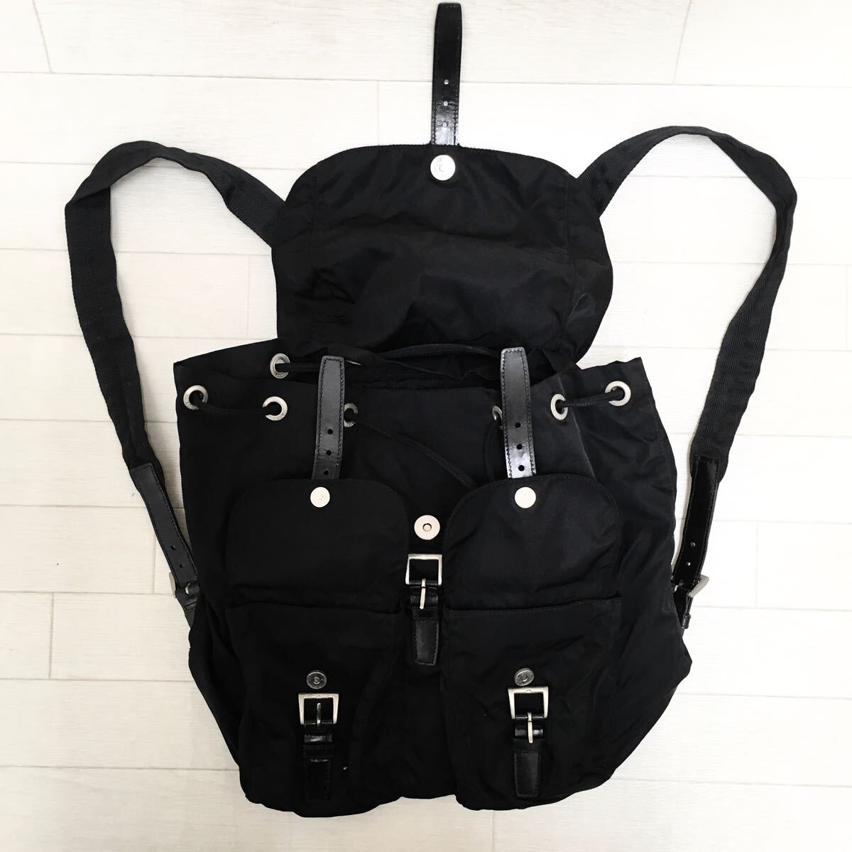 ☆美品・白タグ付☆PRADA TESSUTO VELAナイロンリュック ブラック ☆美品・白タグ付☆PRADA TESSUTO VELAナイロンリュック ブラック