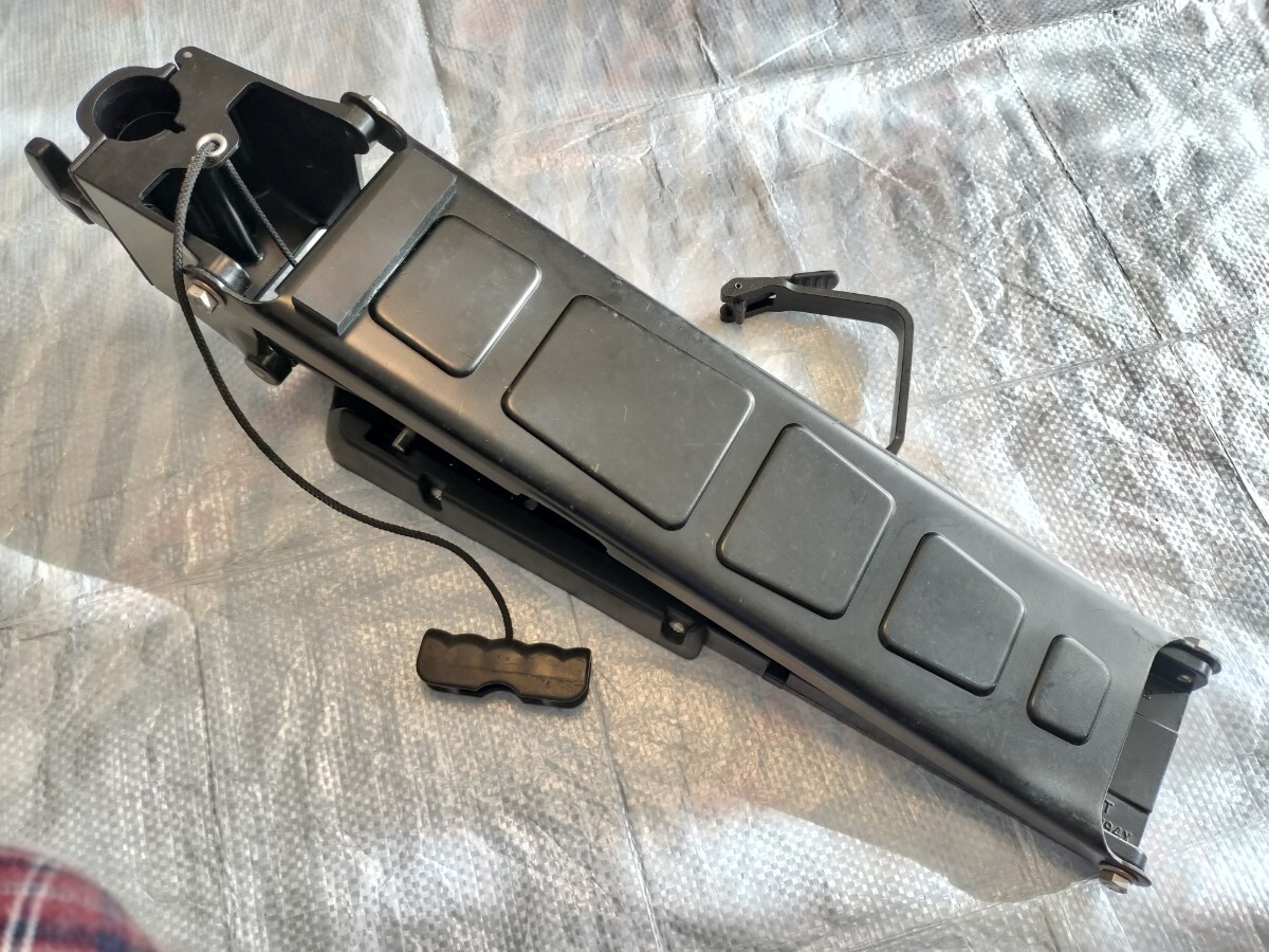 ATマウント | MINNKOTA⁄ミンコタクイックリリースブラケット AT 