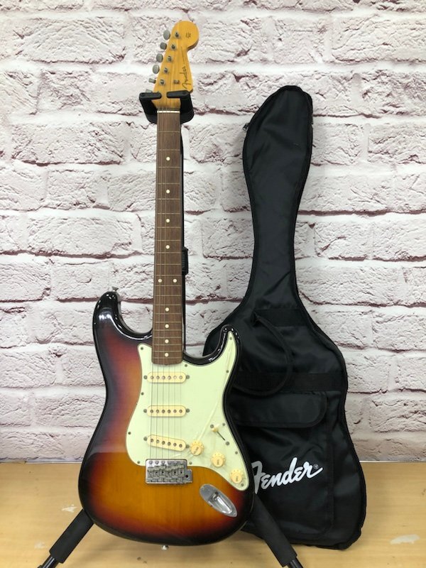 Fender Stratocaster Hシリアル　ソフトケース付き Fender Japan Stratocaster フェンダージャパン エレキギター ソフト