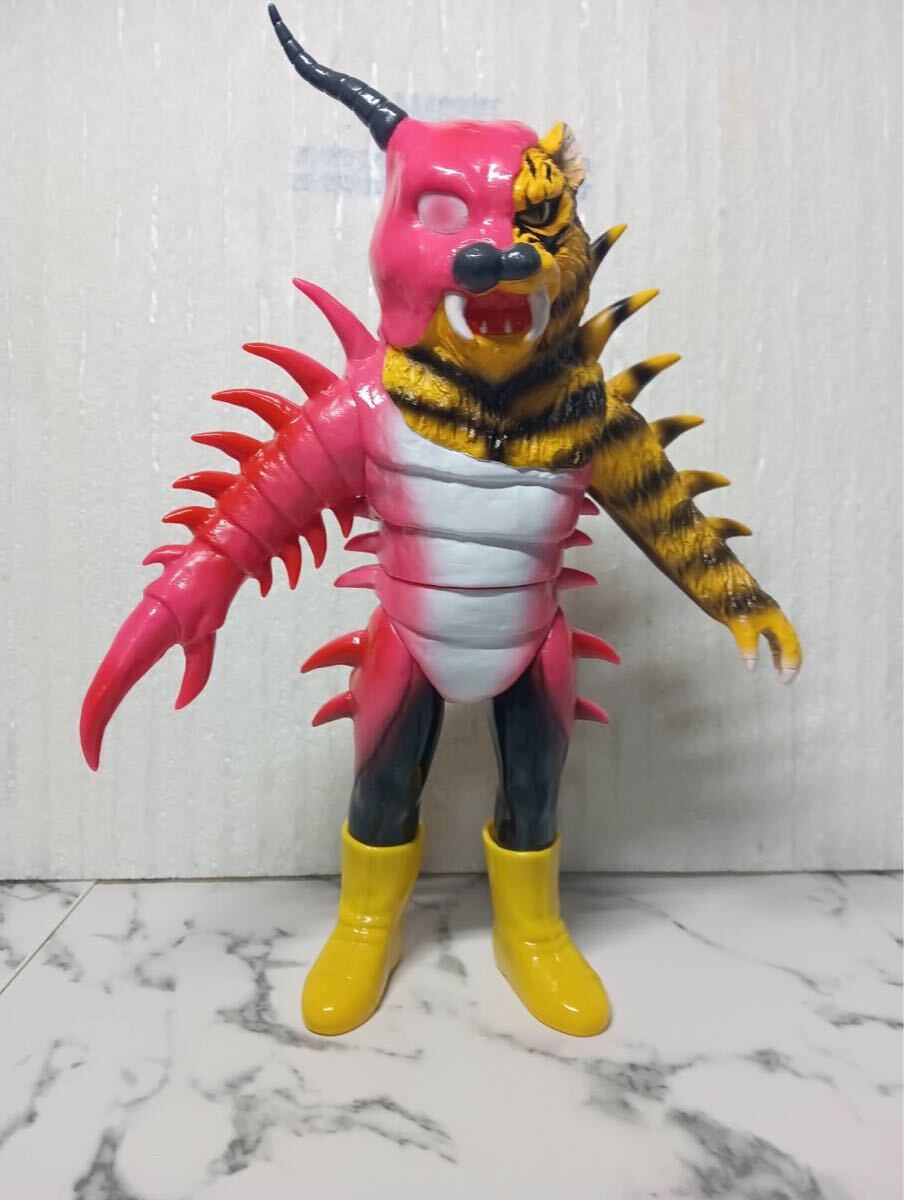 未開封 東映レトロソフビコレクション ムカデタイガー 仮面ライダー