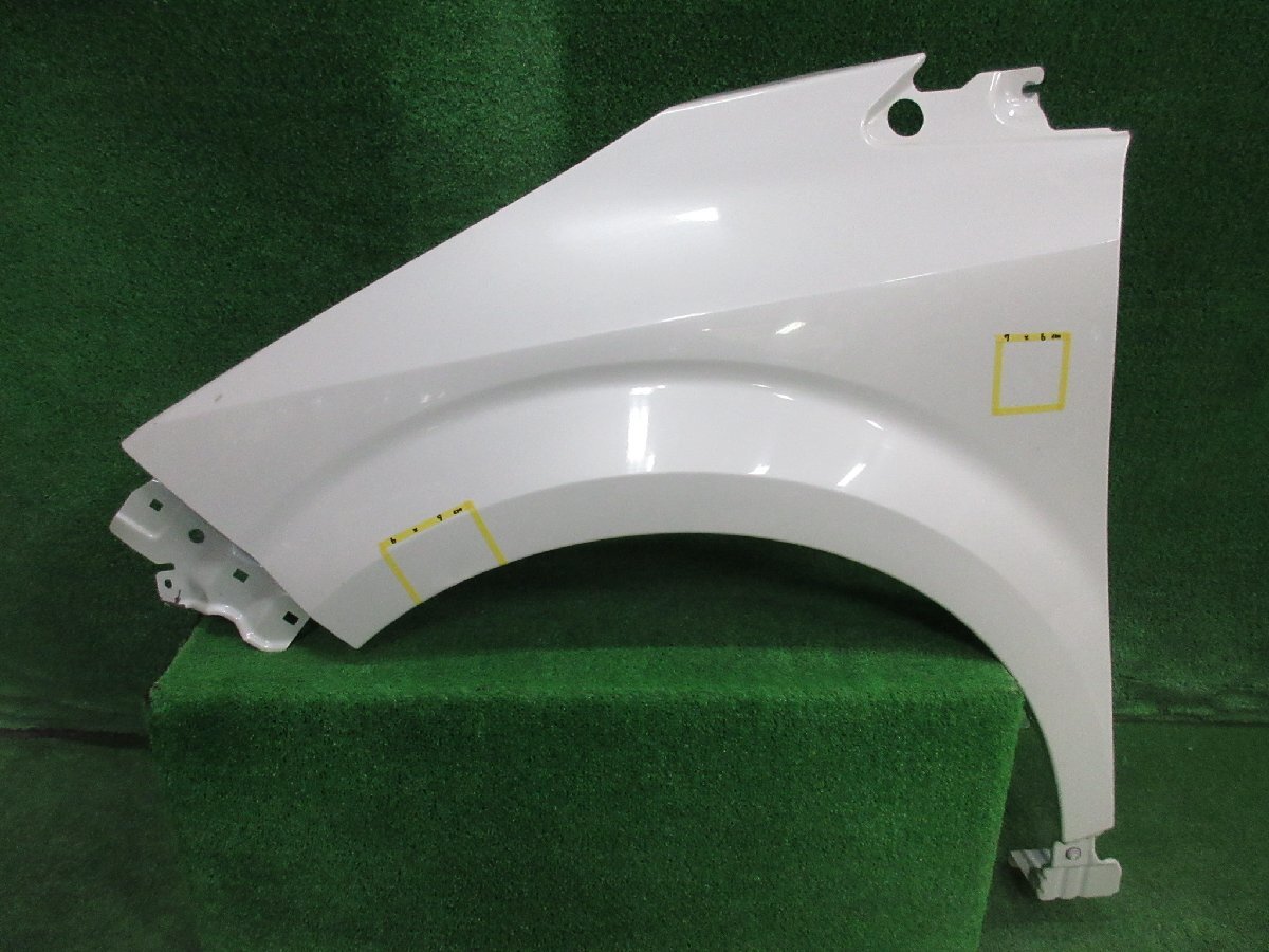 日産　AURA/オーラ　FE13　左フェンダー　純正　227733 純正 日産 FE13 0 1 日産(144153)