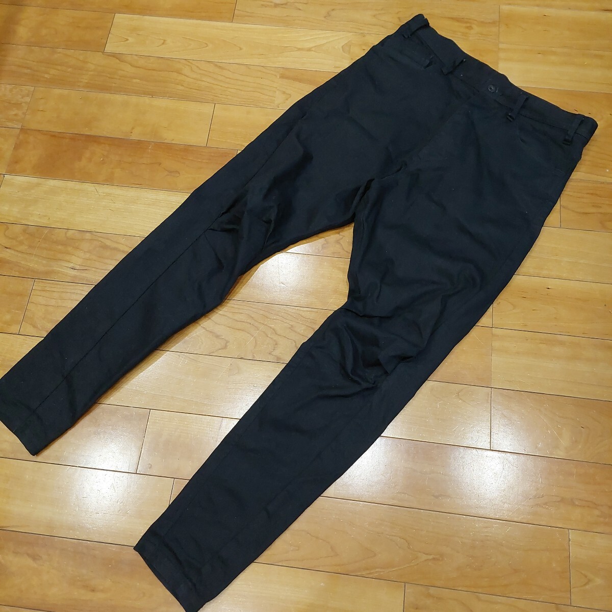 JULIUS ユリウス 21s サンプル品 ストレッチサルエルパンツ 黒