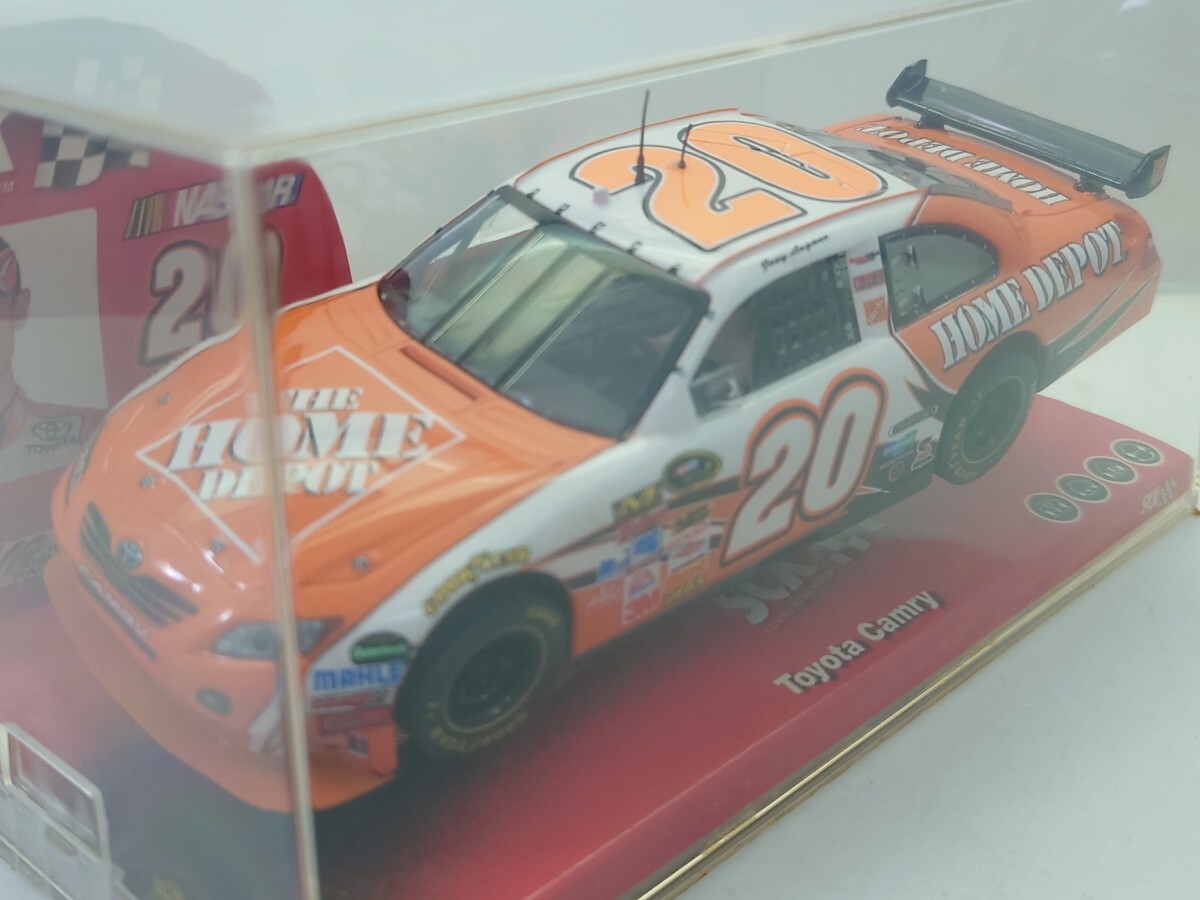 SCX スロットカー 1/32 トヨタ カムリ #20 BIG0@t25126 【公式通販】