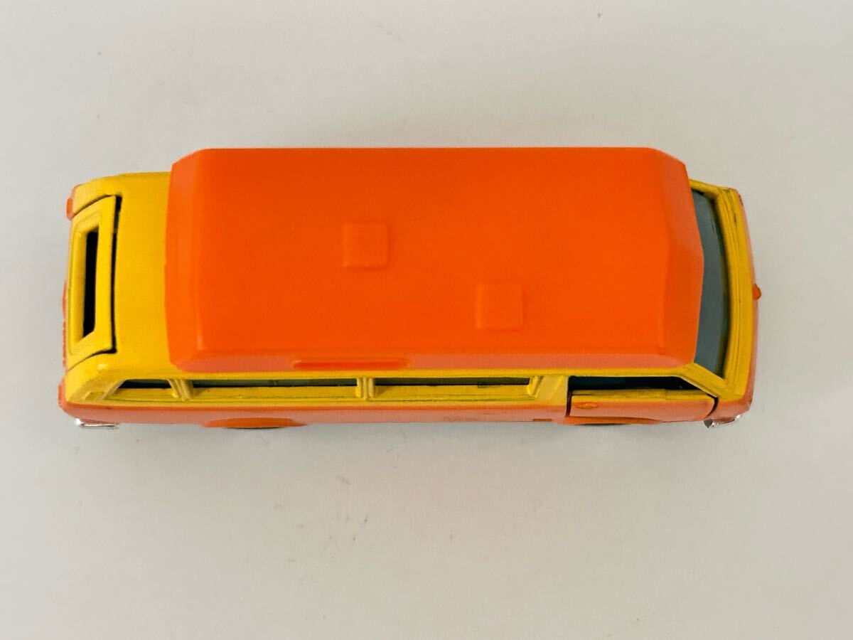 （S313）ミニカー トミカダンディ tomica DANDY 013 トヨタ TOYOTA ハイエース HI-ACE コミューター キャンピングカー 1/52 当時物 箱付_5