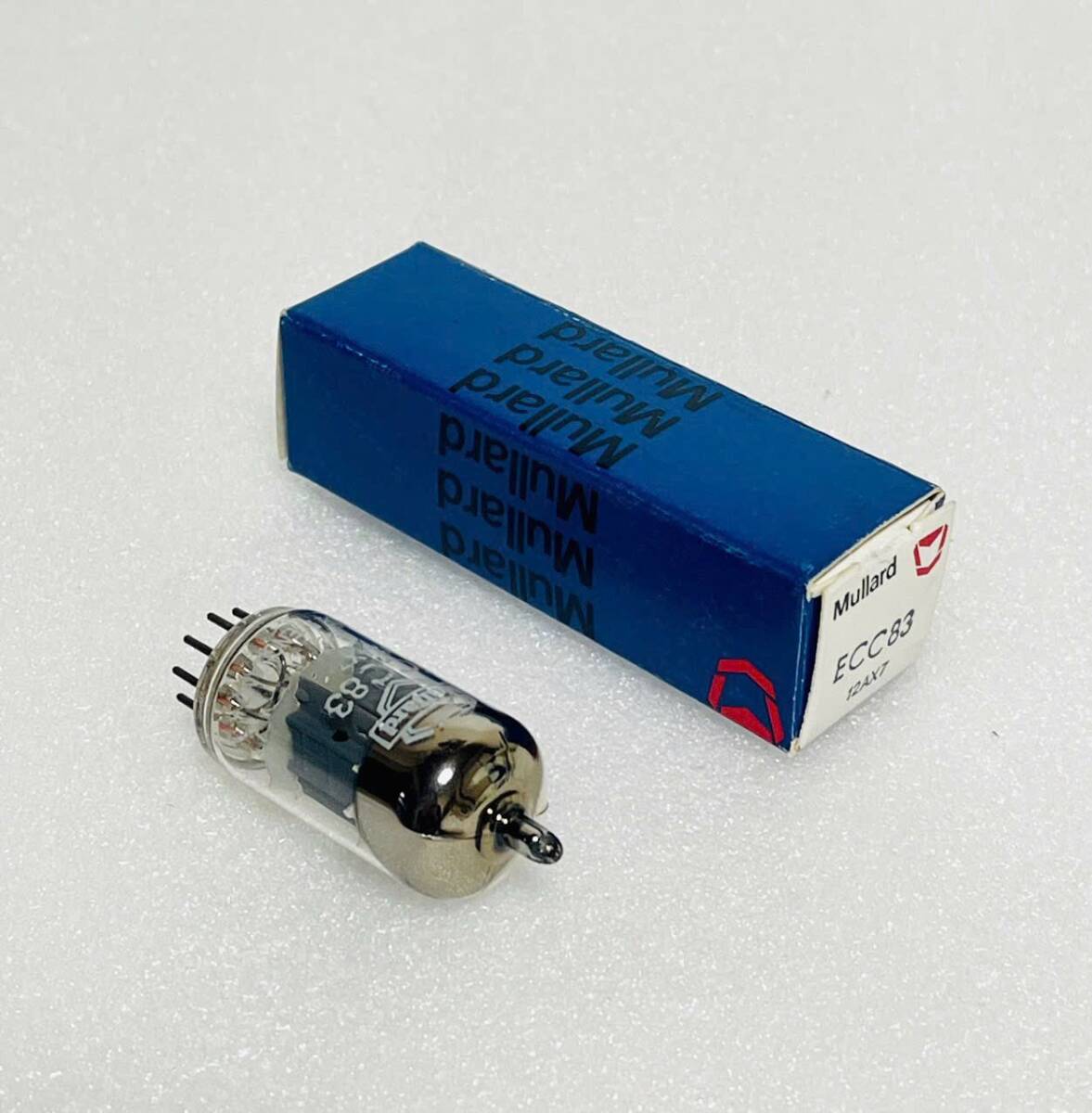 Mullard ムラード ECC83 真空管 1本。 Mullard 真空管 ECC83 ◎Mullard