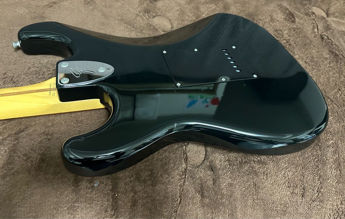 美品 Fender Stratocaster Black/フェンダーストラトキャスター