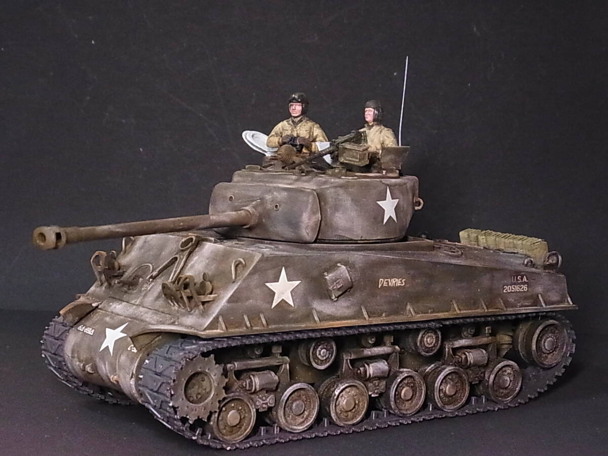 1/35 M4シャーマン戦車シングルのジャンク完成品_1