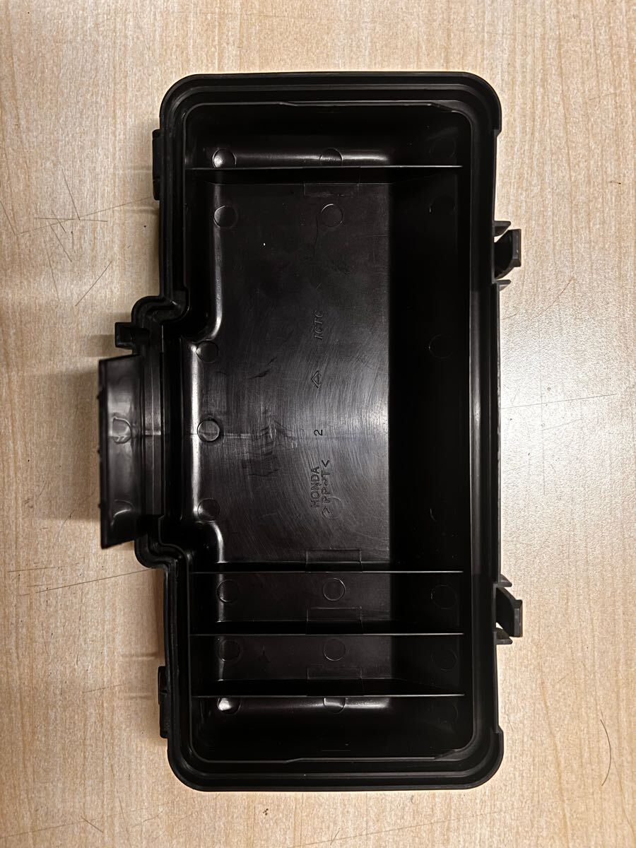 ラグレイト USDM ヒューズケースカバー_2