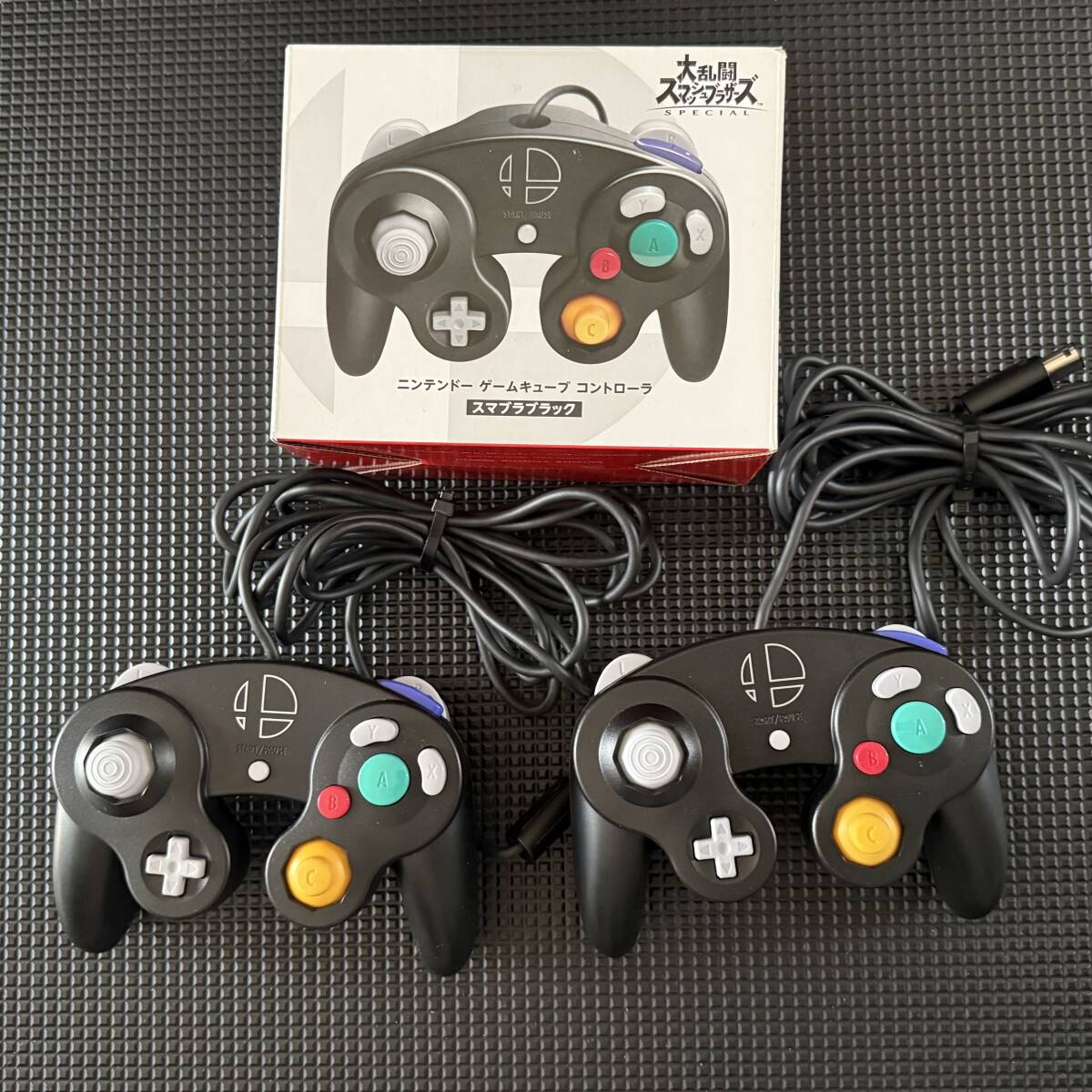 まとめ売り！ ニンテンドースイッチ 純正 ゲームキューブ コントローラー スマブラブラックx2 接続タップ Joy-Con ハンドルx2 充電グリップ_2