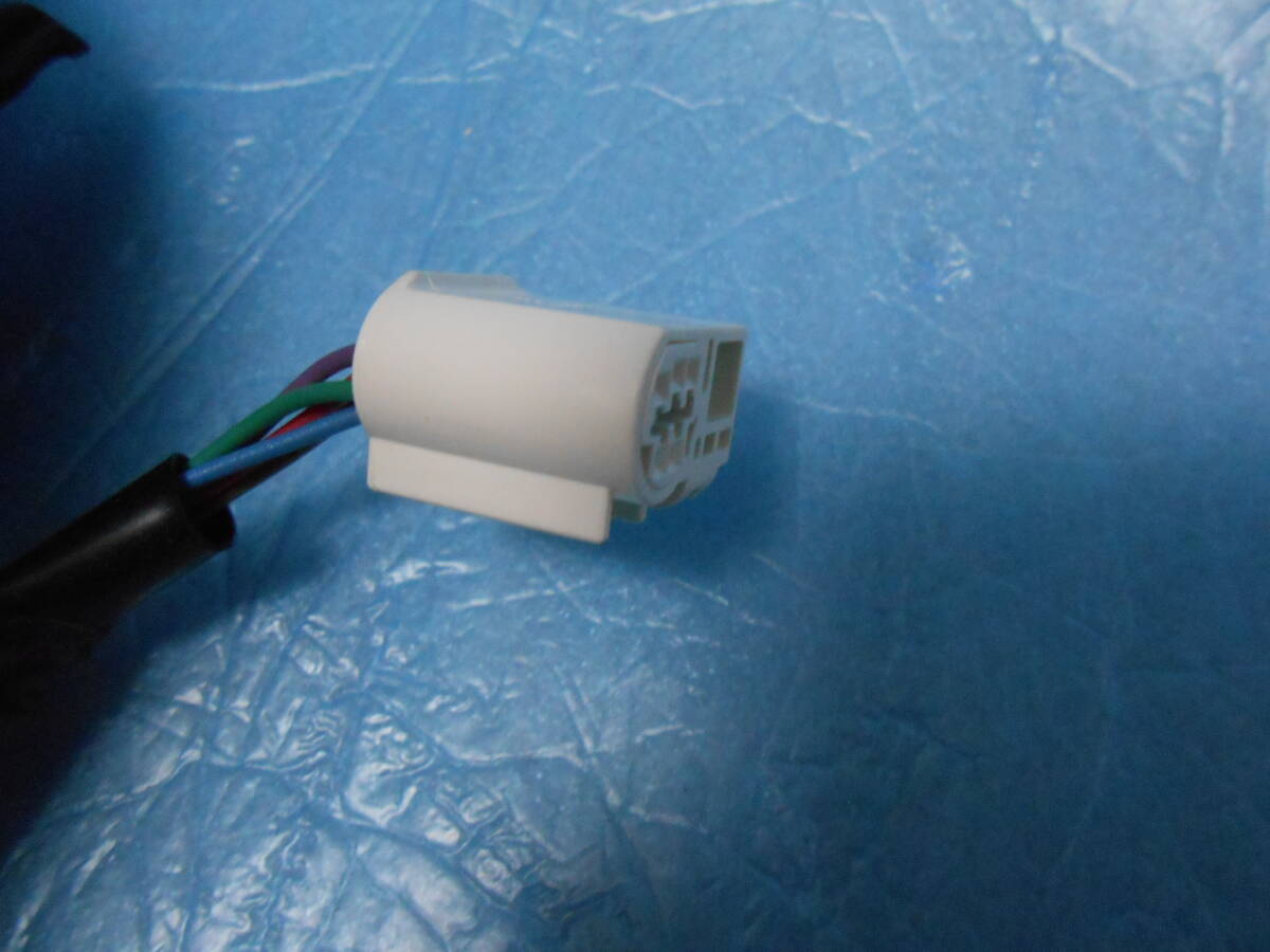 ☆トヨタ・ハイエース200系・右側ドアミラーassy☆_2