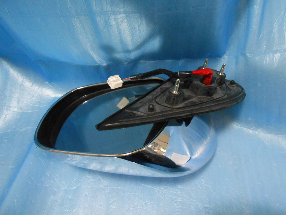 ☆トヨタ・ハイエース200系・右側ドアミラーassy☆_5