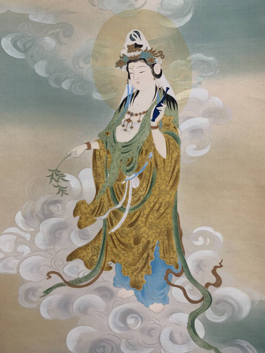 模写】《国井道成》 雲上観音 絹本 掛軸 共箱 岐阜 24e7652(人物、菩薩