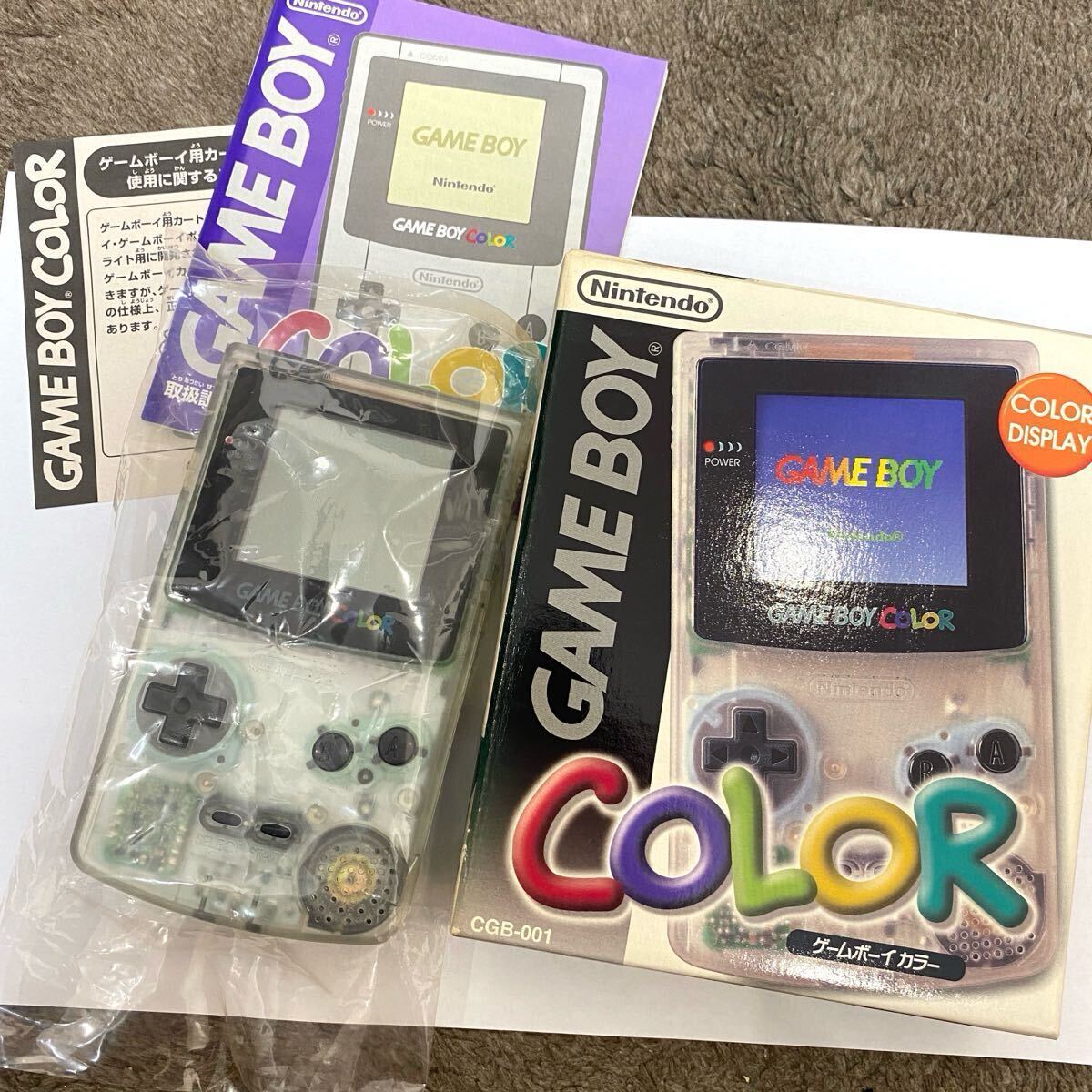 【新品同様品】ゲームボーイカラー ■ほぼ　新品未使用　クリア レア　GBC 任天堂 説明書 箱　Nintendo ニンテンドー ゲームボーイ CGB-001_1