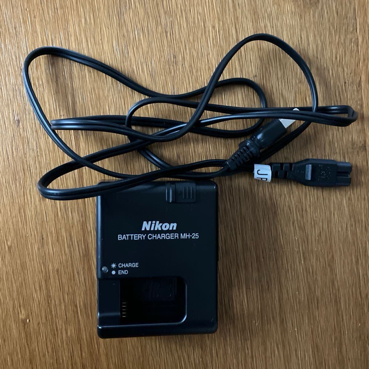 美品 Nikon ニコン D7100 デジタル一眼レフ AF-S NIKKOR 18-105mm 3.5-5.6G ED 本体＋レンズセット 他備品あり_10