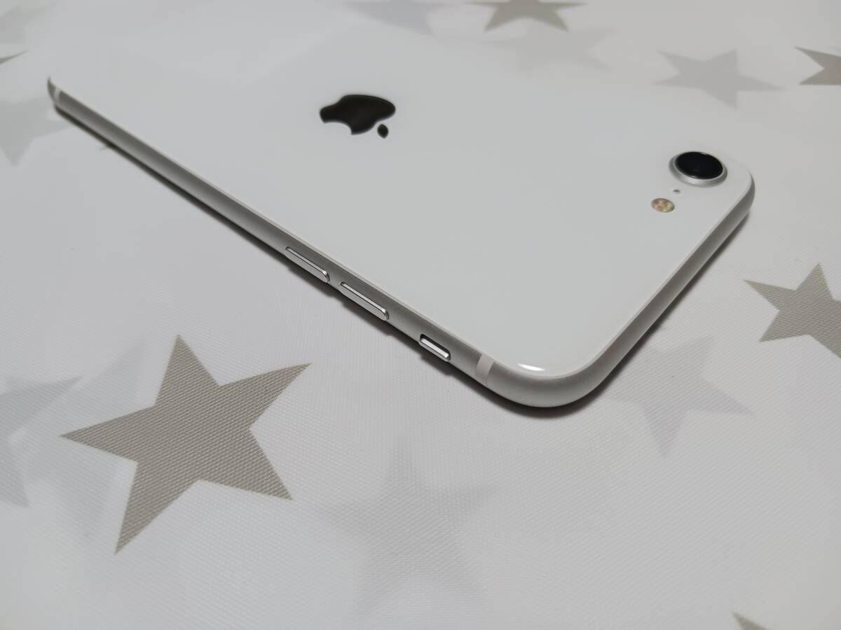 iPhone　SE　第２世代　ホワイト　白　１２８GB　SIMフリー　ロックなし　美品　バッテリー９２％_4