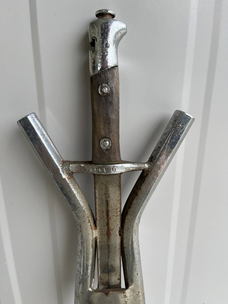 CHEAT'AH Sissy Bar Bayonet 銃剣 シーシーバー 刻印有り ナックル