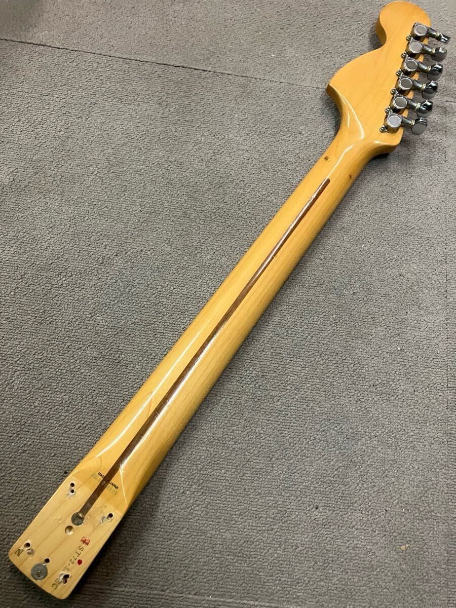 Fender Japan ST72 スキャロップ　ロックペグとロック式トレモロ Fender JAPAN ST72-86D メイプル ネック スキャロップ ラージヘッド