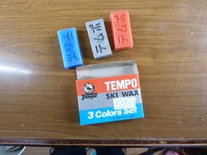 スキー板　ワックス　古い　TEMPO SKI WAX 012701 3 COLORS SET プラスチックソール用　9