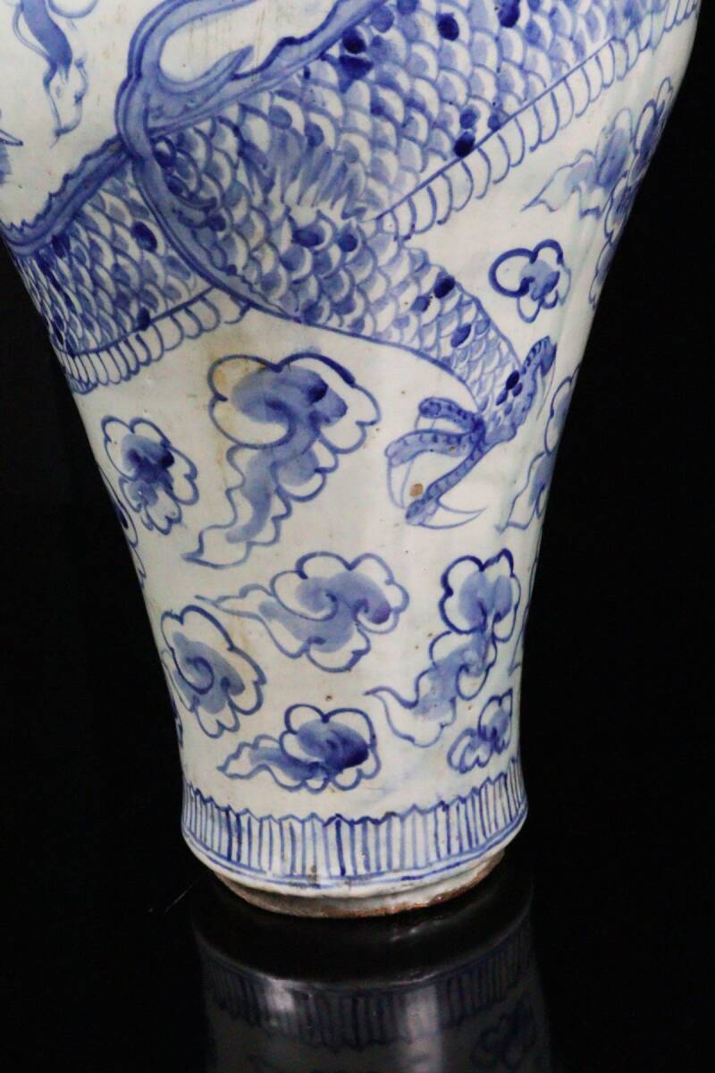 櫻】朝鮮美術 李朝 染付 龍紋 特大43cm 壺 花瓶 旧家蔵出品[7270qup