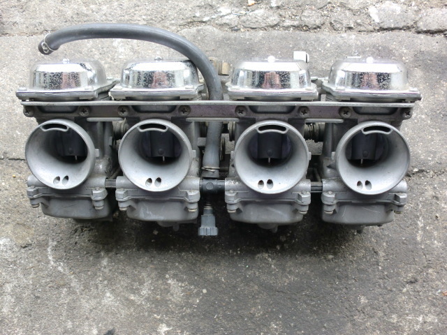 ゼファー750 純正キャブレター_1