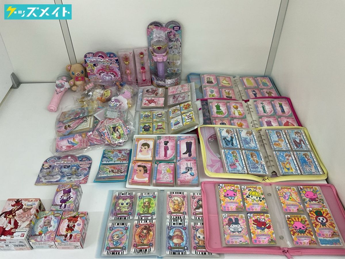 10 【現状】 女児向け グッズ まとめ売り プリキュア たまごっち 他 缶