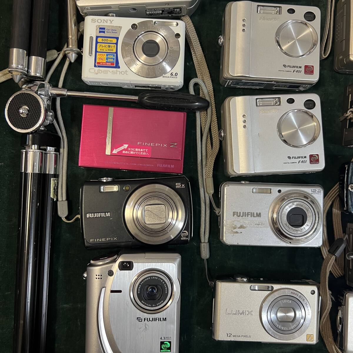 ジャンク まとめ 大量 コンパクト デジタルカメラ ソニー キヤノン IXY 富士フイルム ニコン COOLPIX まとめて #13741_3