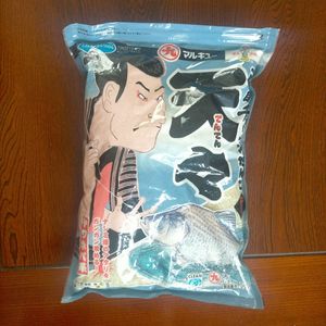 マルキュー 麩系バラケ・ダンゴの共エサ [天々]