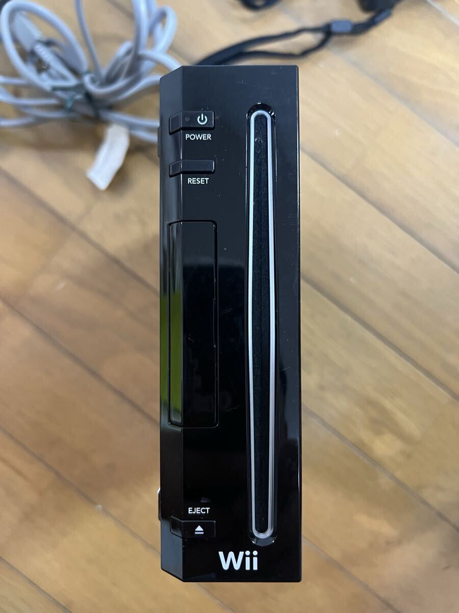 Wii Nintendo Wii クロ 本体 Wiiリモコン 2つセンサーバー 説明書 付属 wii fitボード付　wii sport resort_2
