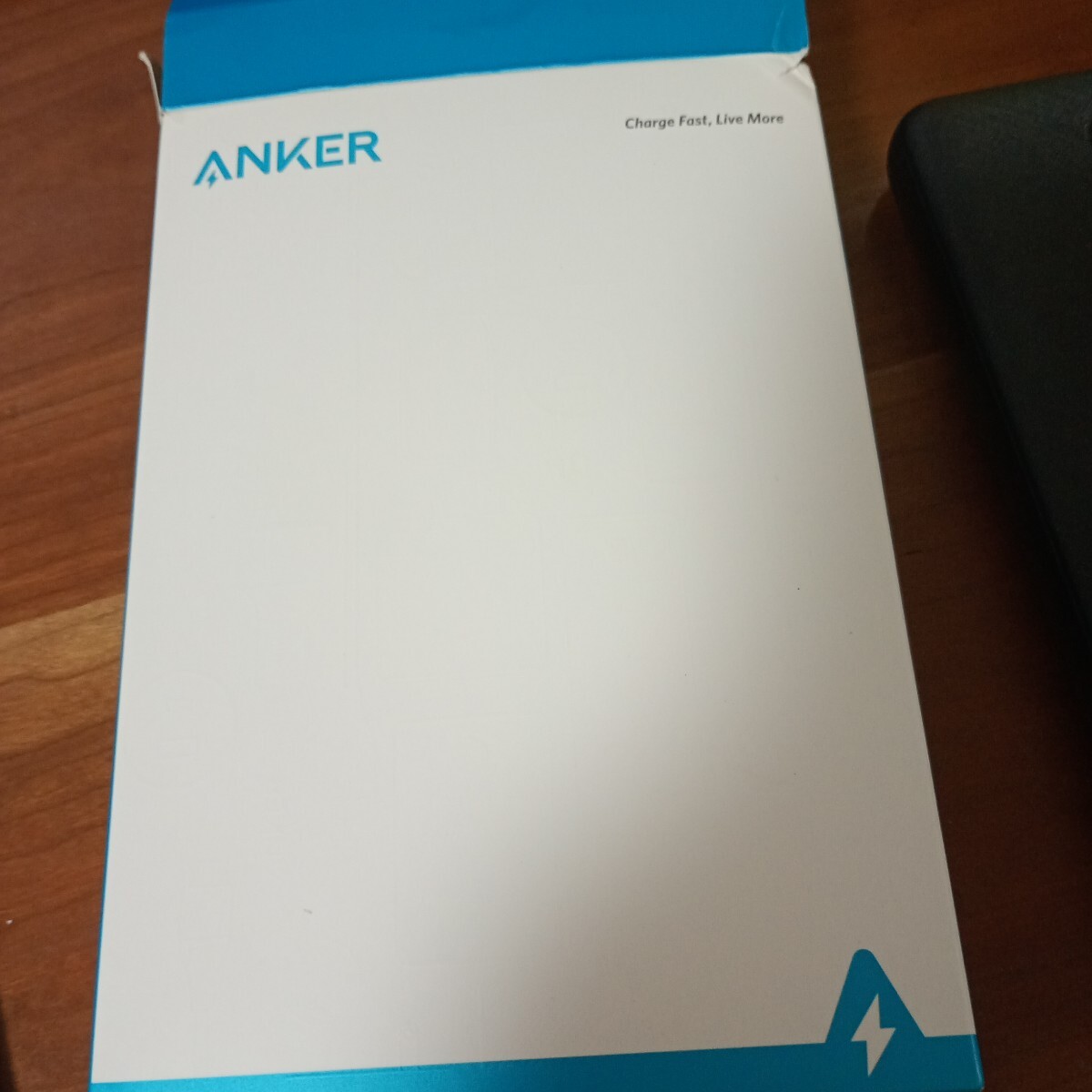 【未使用】Anker PowerCore Essential 20000 (モバイルバッテリー20000mAh) 【USB-C入力ポート/PSE技術基準適合/PowerIQ/低電流モード搭載 _3