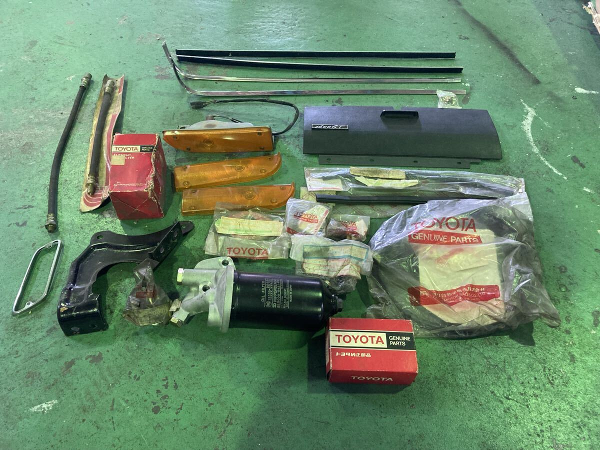 トヨタ1600GT用部品色々_3