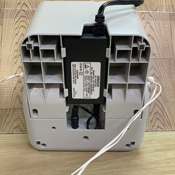 送料無料◆ OMRON オムロン 電気治療器 HV-F9520 電気治療器 健康器具 簡易動作確認済み 中古品_5