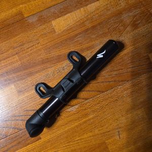 スペシャライズド　小型軽量携帯ポンプ　 携帯ポンプ