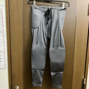 ESTIVOスノボープロテクターSS