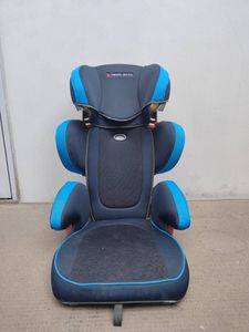 TAKATA ISOFIX ジュニアシート チャイルドシート　青黒　