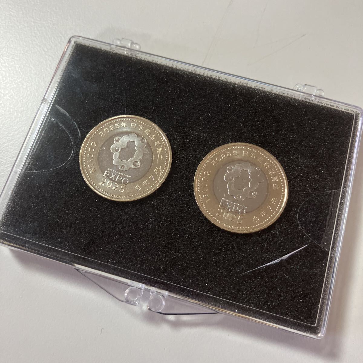 500円硬貨 EXPOの値段と価格推移は？｜33件の売買データから500円硬貨 EXPOの価値がわかる。販売や買取価格の参考にも。